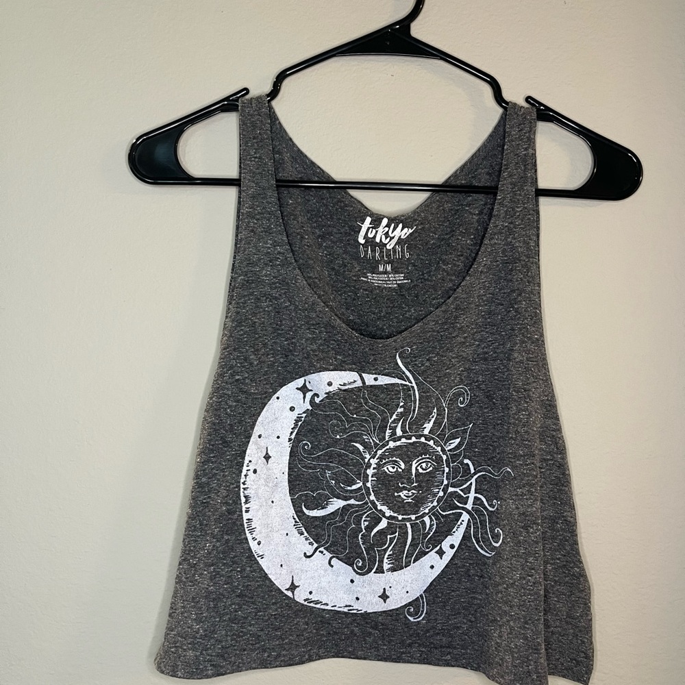 Gray Moon Comfy Tee Tank Tokyo Darling Size Medium Excellent Condition